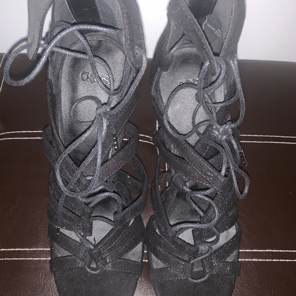 Black lace up suede high heels - Picture 4 of 4
